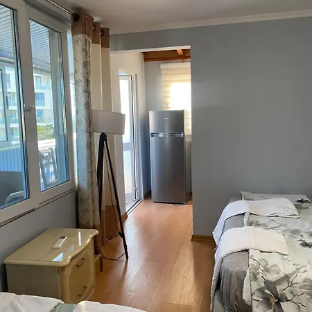 Mine Peza Apartman Tirana